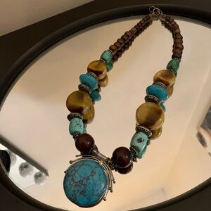 Costume jewelry torquise and mixed beads.